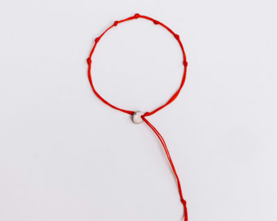 Red String Armband
